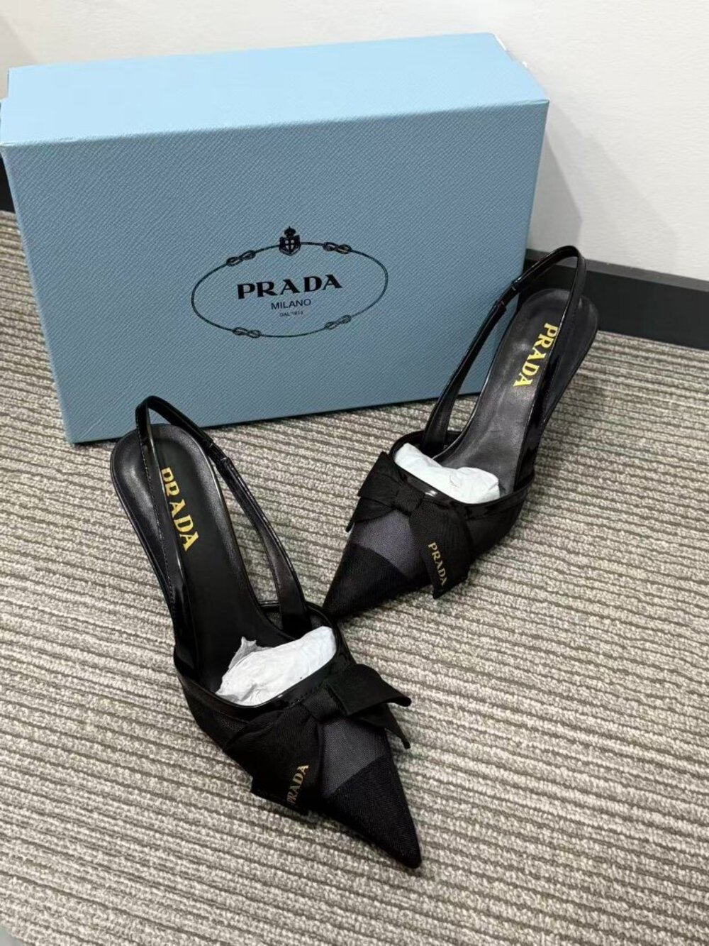 Prada Women's Black Bowknot Heels